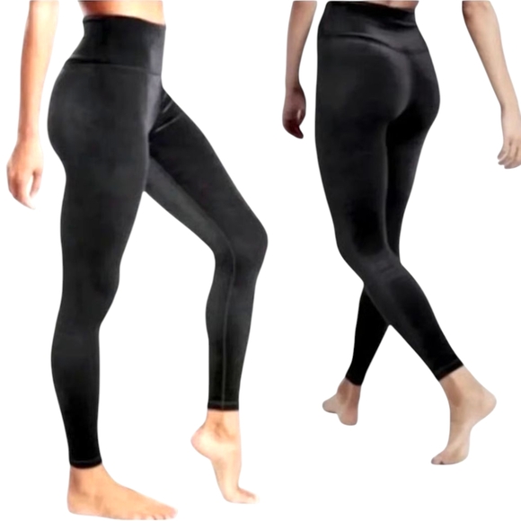 Athleta Elation Velvet Black Tights Leggings Like New - Sz M - Picture 1 of 9